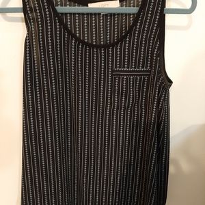 100 % polyester sleeveless blouse